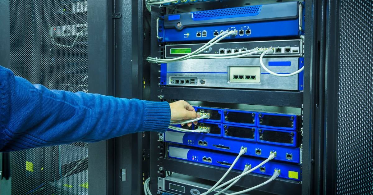 A tech checking business network components