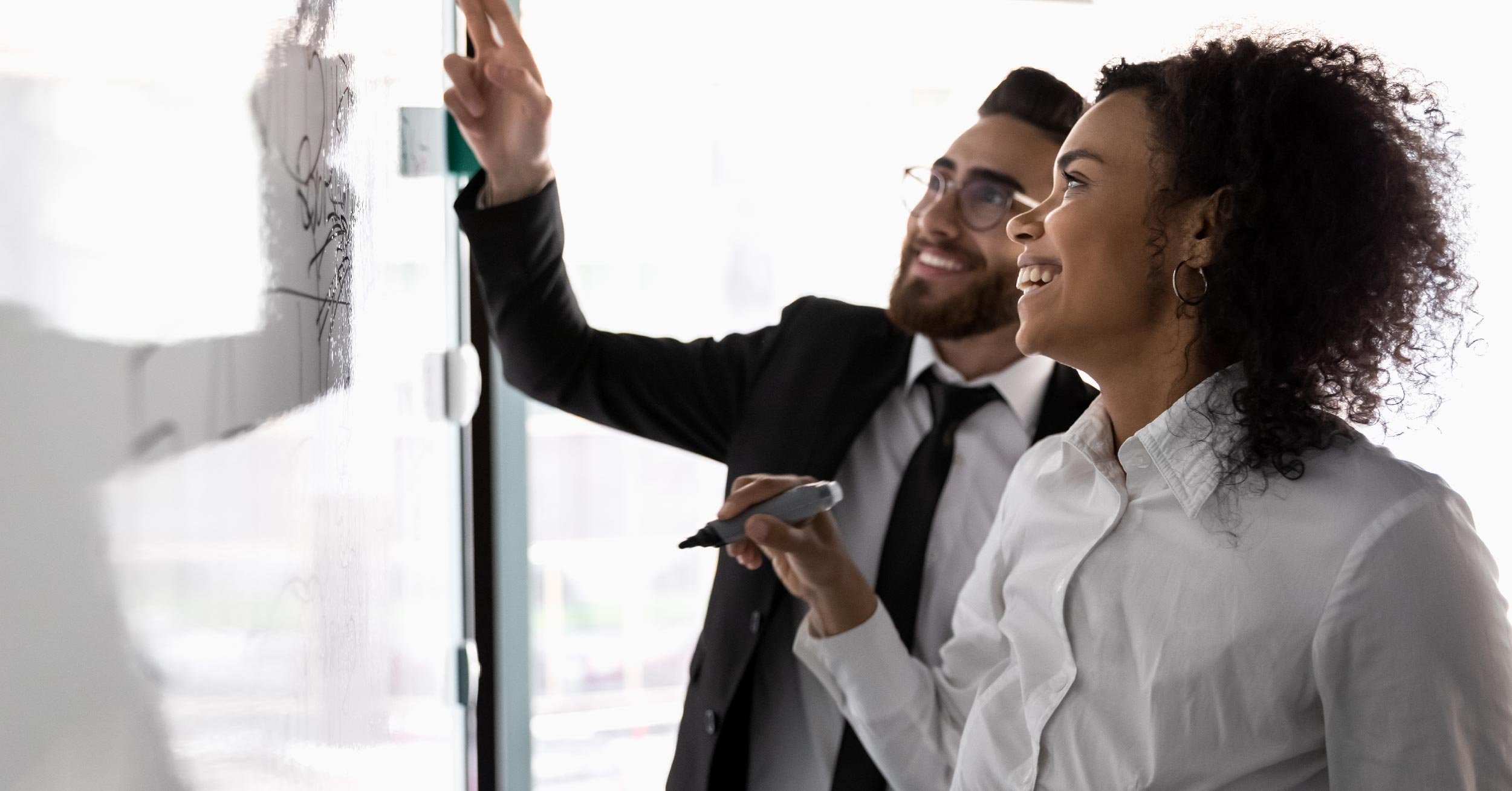 coworkers-looking-at-solutions